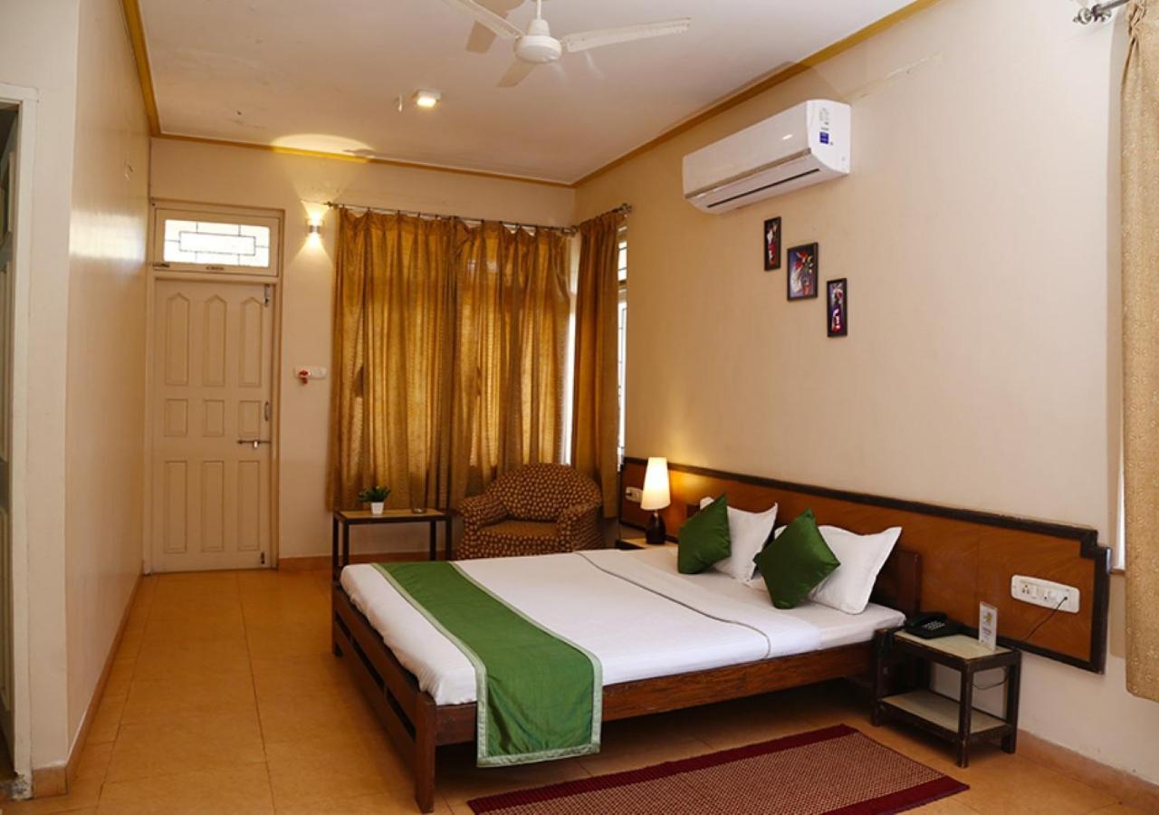 Hotel Durvankur Ganpatipule Exteriér fotografie