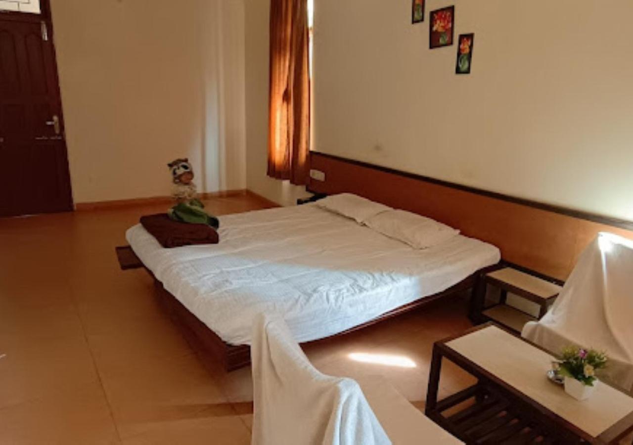 Hotel Durvankur Ganpatipule Exteriér fotografie
