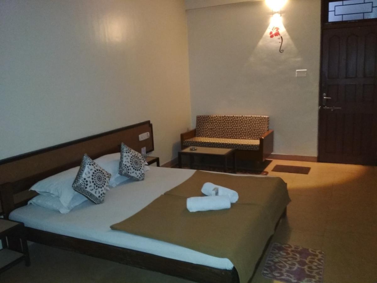 Hotel Durvankur Ganpatipule Exteriér fotografie
